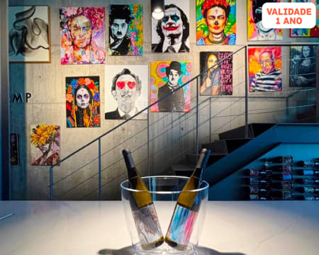 Roots Art Gallery - Viana do Castelo | Entrada na Galeria + 1 Copo de Vinho + Tábua de Queijos
