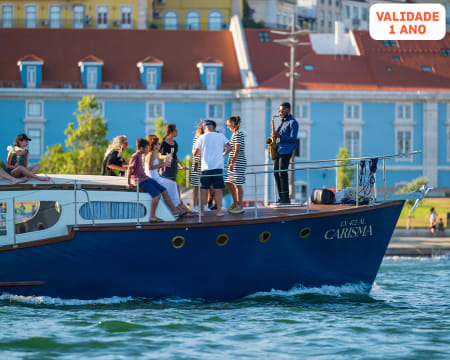 Passeio de Barco ao Pôr-do-Sol no Tejo com Welcome Drink | 2 Horas | Lisboa
