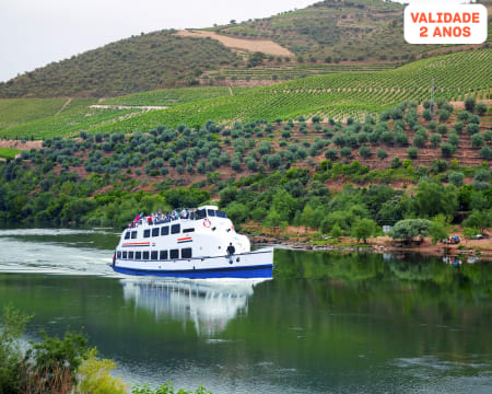 Passeio no Douro c/ Prova de Vinho, Almoço e Lanche a Bordo p/ Dois | Porto-Régua-Porto c/ Descida de Barco