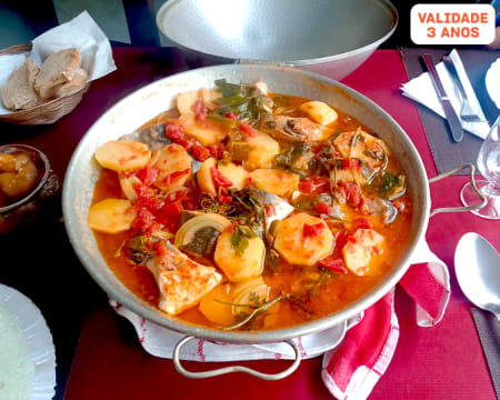 Restaurante Petisqueira Berbigão | Cataplana e Vinho em Portimão