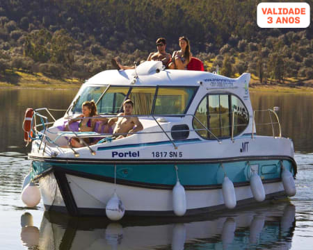 Amieira Marina - Alentejo | Estadia Flutuante em Barco Casa no Alqueva