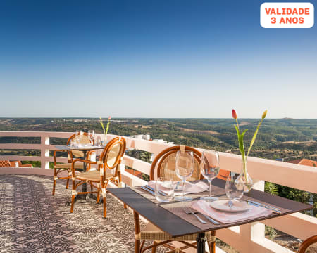 Restaurante Panorama - Luna Hotel Turismo Abrantes | Jantar Regional com Vinho para Dois