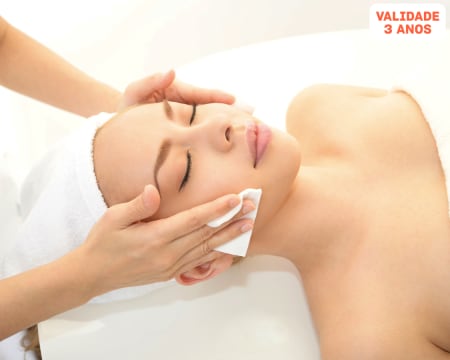 Spa de Rosto - 1 ou 2 Sessões | Limpeza + Esfoliação + Máscara + Creme Final com Massagem | Braga