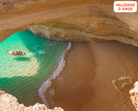 Passeio pela Costa com Visita às Grutas + Garrafa de Espumante - 2 ou Até 5 Pessoas | Lagoa