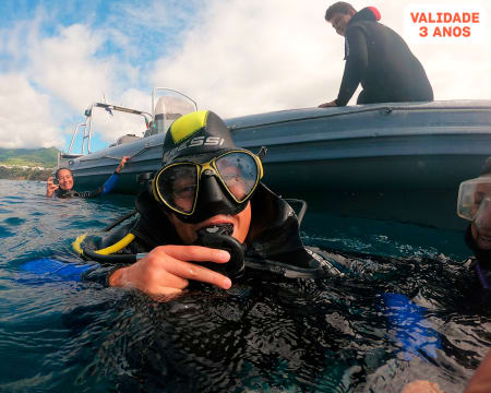 Batismo Mergulho ou Snorkeling no Ilhéu de Vila Franca | Azores Sub Dive Center - São Miguel