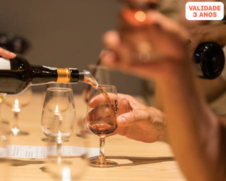 Visita Guiada & Prova de Vinhos Vegan | 1 ou 2 Pessoas | Caves Poças - Vila Nova de Gaia
