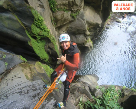 Canyoning na Ribeira dos Caldeirões ou Salto do Cabrito | Cascatas e Emoção Total | Splash Azores Adventure
