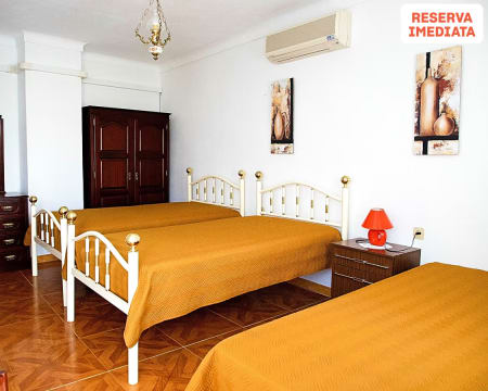 Alojamento Local Familiar | 1 Noite para 2 Adultos + 1 Criança em Quarto Triplo Alojamento Local Familiar | 1 Noite para 2 Adultos + 1 Criança em Quarto Triplo