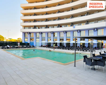 Apartamentos Oceano Atlântico 4* - Praia da Rocha | Apartamento T1 no Algarve - Tarifa Não Reembolsável