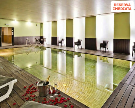 Dia dos Namorados em Aveiro: Golden Tulip São João da Madeira 4* | São Valentim com Jantar & Acesso a Piscina Interior