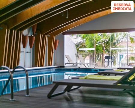 Hotel Ponta Delgada | Escapadinha Romântica com Acesso ao Spa em São Miguel & Opção Meia-Pensão