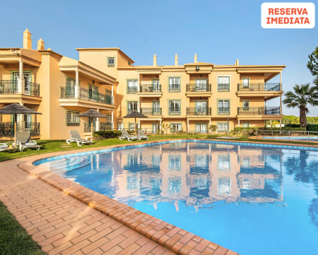 Quinta Pedra dos Bicos - Praia da Oura | Apartamento para 4 Pessoas com Opção Pensão Completa