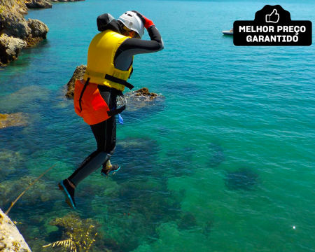 Coasteering no Portinho da Arrábida com Fotografias da Actividade | 3h30 | Into the Nature