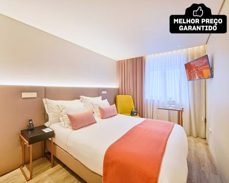 Hotel Moon & Sun Braga 4* | Escapadinha no Centro da Cidade em Quarto com Vista Cidade & Opção Pack Romântico