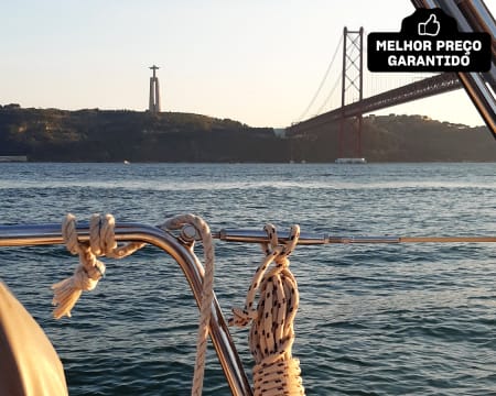 Passeio de Barco no Rio Tejo | 2 Horas em Lisboa | 2 ou 10 Pessoas! Palmayachts
