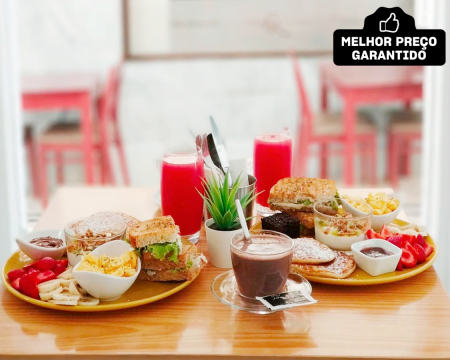 Pequeno-Almoço Tardio a Dois na Nazaré - Cheque Gourmet 20€ | Village Brunch & Coffee