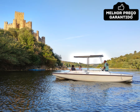Vamos Navegar pelo Tejo! Passeio de Barco & Visita ao Castelo de Almourol | Até 8 Pessoas!