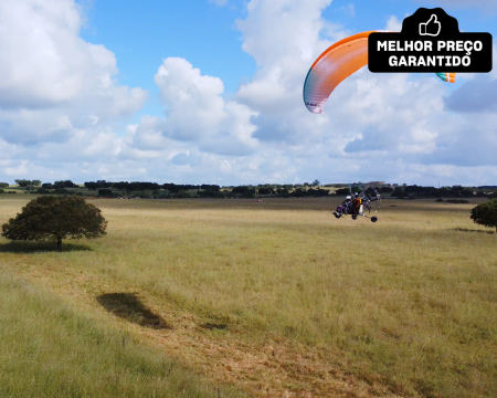 Sobrevoar o Alentejo: Voo de Paratrike de Manhã ou ao Sunset em Évora para 1 ou 2 Pessoas | Alentar