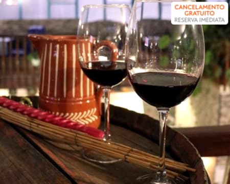 O Portista | Francesinha e Copo de Vinho O Portista | Francesinha e Copo de Vinho