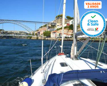 Da Ribeira à Foz! Passeio de Barco no Douro - Exclusivo p/ 4 a 6 Pessoas | 2 Horas