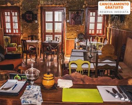 Experiência de Tapas Portuguesas a Dois | Taverna Tapas com Alma | Almada