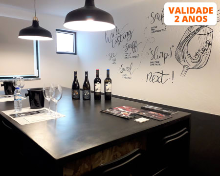 Visita + Prova de Vinhos | 1 ou 2 Pessoas | Adega de Azueira - Mafra