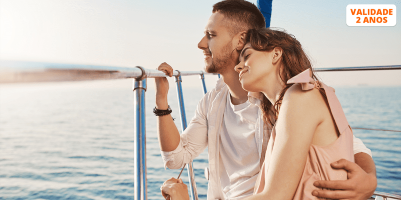 Francesinhas à Luz das Velas c/ Cruzeiro 6 Pontes & Música ao Vivo para Dois | Douro