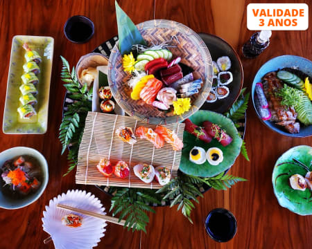 Gardens Sushi & Bar - Combinado 40 Peças para 2 Pessoas à Beira-Mar | Porto