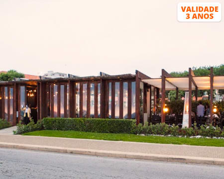 Gardens Sushi & Bar - Combinado 40 Peças para 2 Pessoas à Beira-Mar | Porto