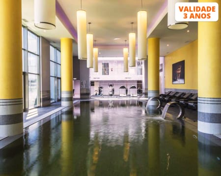 Para Mãe e Filha: Circuito Sanus Per Aquam + Massagem + Manicure ou Mini-Facial | 3 Spa Satsanga