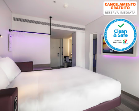 Programa de Verão: Férias para Dois em Meia-Pensão no YOTEL Porto 4*