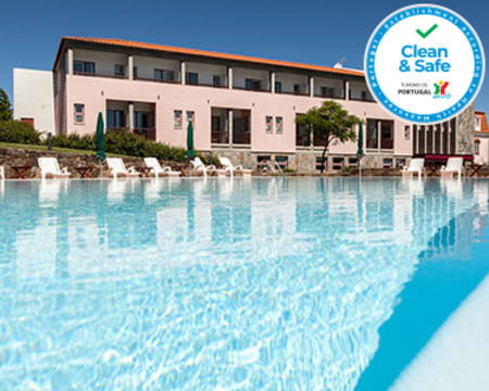 Hotel das Amoras | Estadia de 1 Noite com Jantar Hotel das Amoras | Estadia de 1 Noite com Jantar