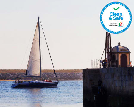 Passeio de Veleiro em Privado Até 10 Pessoas - 2 Horas | Douro Sailing