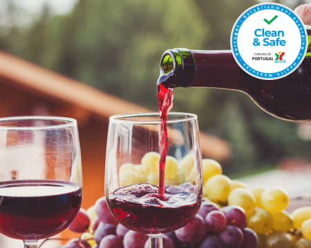Prova de Vinhos, Degustação e Experiência a Cavalo | Quinta do Banco Prova de Vinhos, Degustação e Experiência a Cavalo | Quinta do Banco