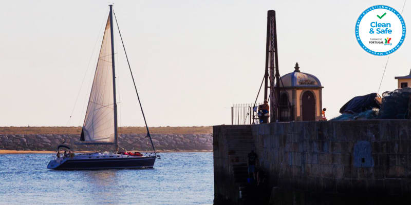 Passeio de Veleiro em Privado Até 10 Pessoas - 2 Horas | Douro Sailing