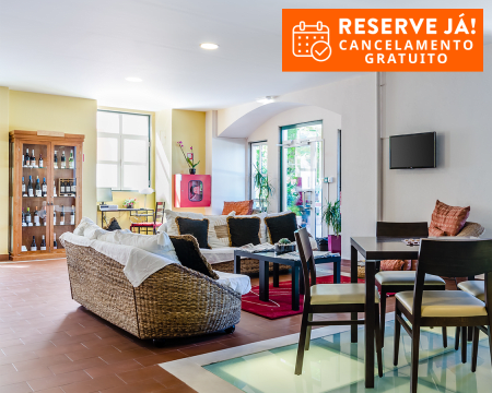 Sarrazola House - Sintra | Estadia Romântica com Opção Entradas na Quinta da Regaleira e no Palácio da Pena