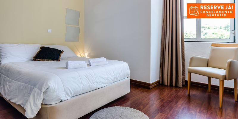 Sarrazola House - Sintra | Estadia Romântica com Opção Entradas na Quinta da Regaleira e no Palácio da Pena