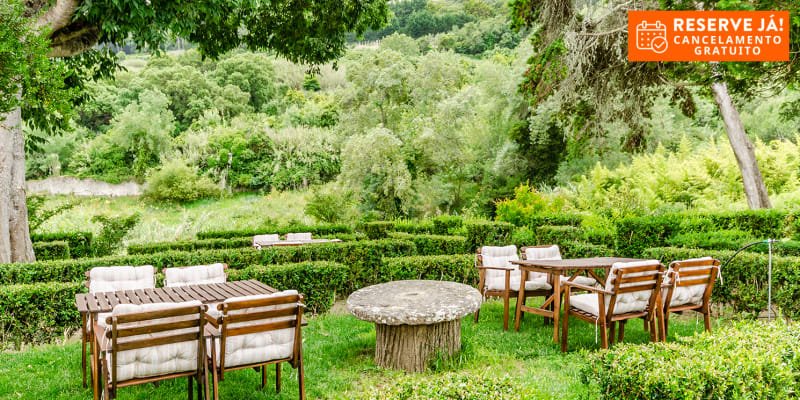 Sarrazola House - Sintra | Estadia Romântica com Opção Entradas na Quinta da Regaleira e no Palácio da Pena