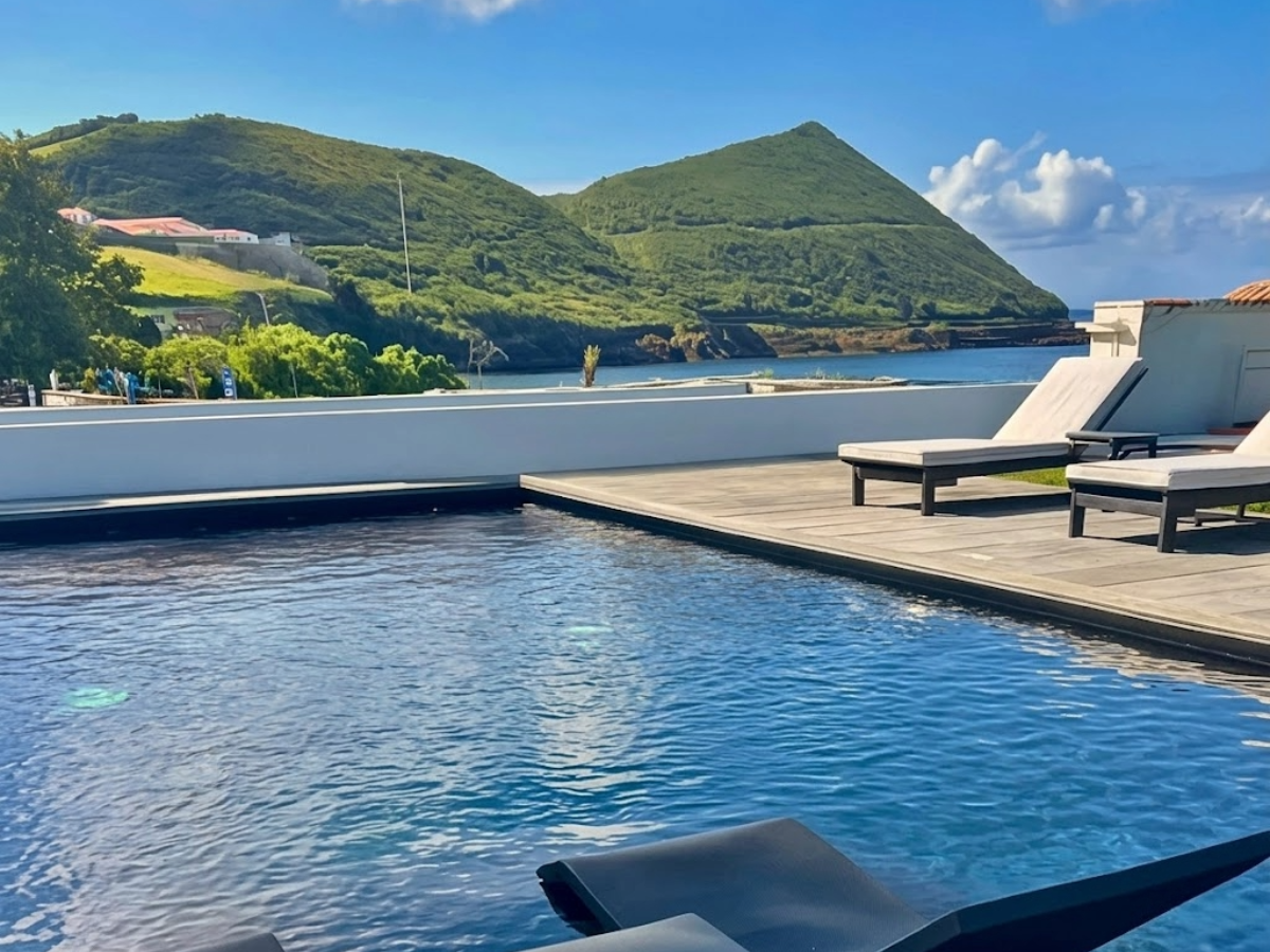 hotel-em-angra-do-heroismo-azores-book-hotel-odisseias