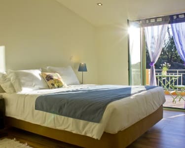 Casa Janelas Verdes | Estadia de 1 Noite em Quarto Duplo Casa Janelas Verdes | Estadia de 1 Noite em Quarto Duplo