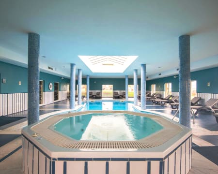 Massagem a Dois & Circuito de Águas no Satsanga Spa Clube de Campo | Vila Galé Massagem a Dois & Circuito de Águas no Satsanga Spa Clube de Campo | Vila Galé