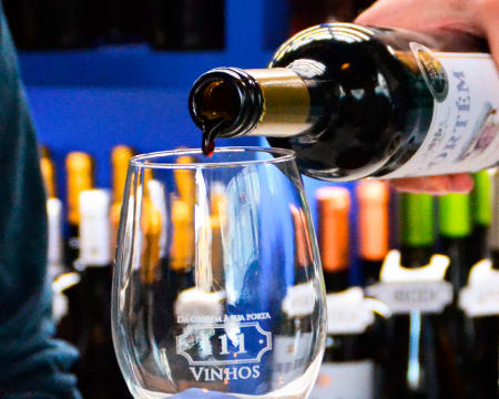 111 Vinhos - Wine Bar e Restaurante | Prova de 5 Vinhos Premium com Harmonização 111 Vinhos - Wine Bar e Restaurante | Prova de 5 Vinhos Premium com Harmonização