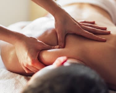 Massagem Relax para Ele - 30 Min | Dermoslim Massagem Relax para Ele - 30 Min | Dermoslim