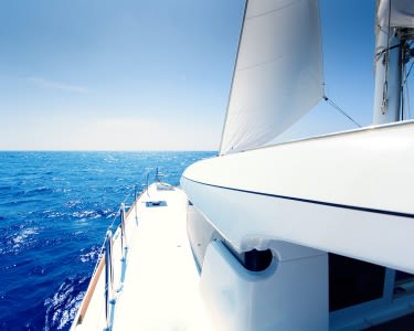 Passeio de Catamaran em Peniche, SUP, Snorkeling e 5 Bebidas Passeio de Catamaran em Peniche, SUP, Snorkeling e 5 Bebidas