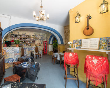 Bohemia Lx | Cozinha Tradicional para Dois Bohemia Lx | Cozinha Tradicional para Dois
