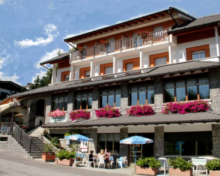 Albergo Ristorante Moderno | Estadia de 1 Noite Albergo Ristorante Moderno | Estadia de 1 Noite
