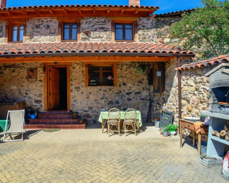 Casa Rural Entre Valles | Estadia de 1 Noite com Jantar Casa Rural Entre Valles | Estadia de 1 Noite com Jantar
