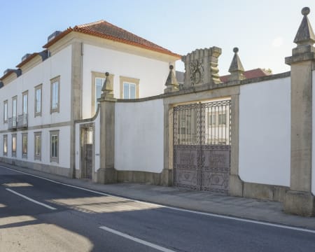 Sundial Gardens & Suites - Gaia | Estadia Romântica com Opção Massagem