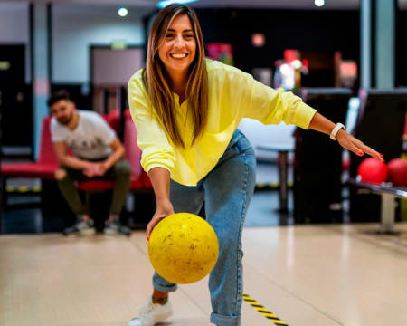 Bowling House | 4 Jogos de Bowling | 5 Locais à Escolha Bowling House | 4 Jogos de Bowling | 5 Locais à Escolha