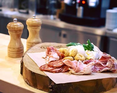 Petiscos à Italiana! Tábua para Dois no Saldanha | Affettato Salumeria